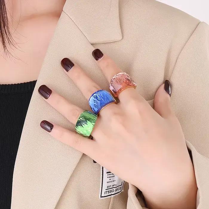Bagues de fiançailles en acier inoxydable pour femmes, grande pierre de verre de cristal, couleur ro