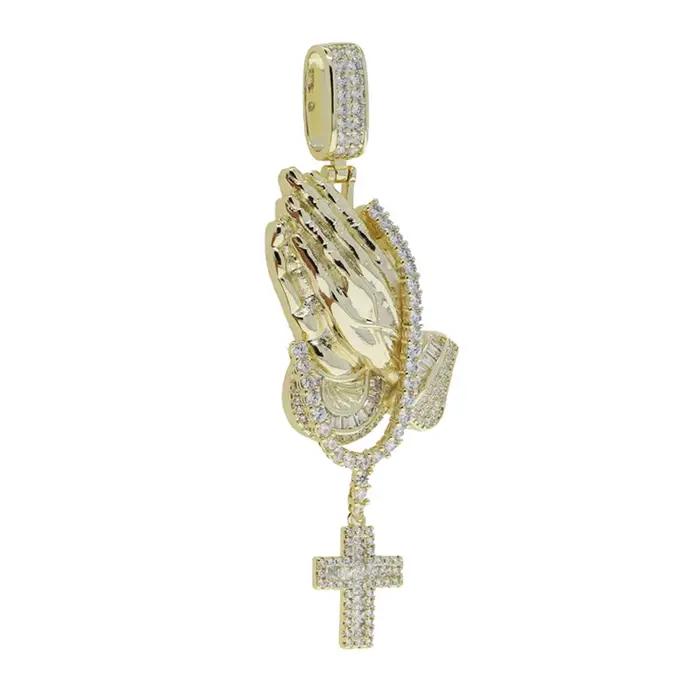 Nouveau zircon cubique glacé Bling mains de prière croix pendentifs colliers CZ main de prière charm