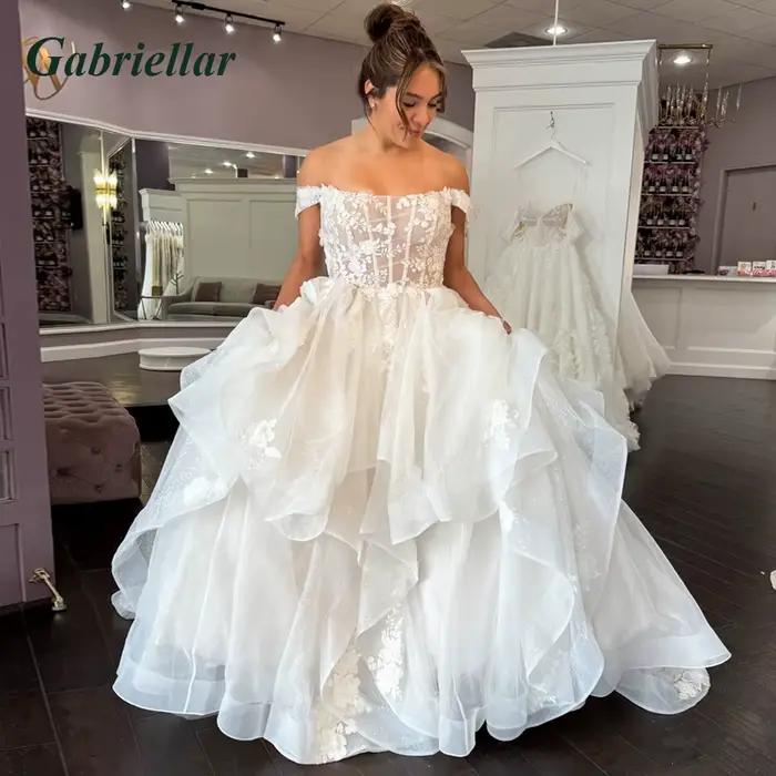 Gabriellar à la mode une ligne robe de mariée femme mariée volants hors de l'épaule Appliques Tulle 