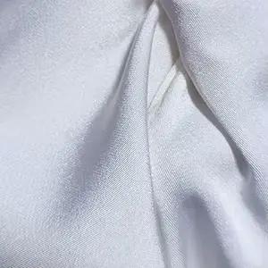 Robes de mariée blanches personnalisées en satin pour l'Arabie Saoudite, robes de soirée à col monta
