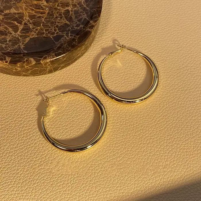 LATS – boucles d'oreilles rondes géométriques simples en alliage de cuivre pour femmes, cercle exagé