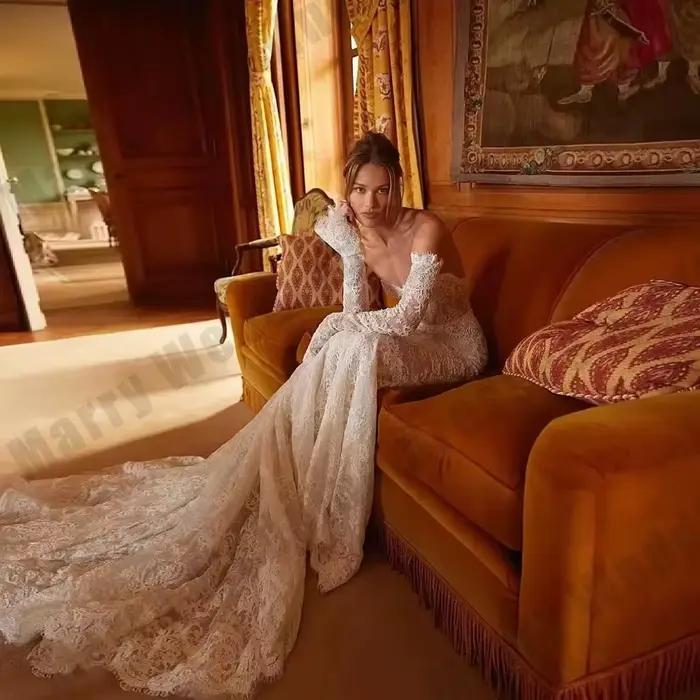 Robes de mariée de luxe à manches longues