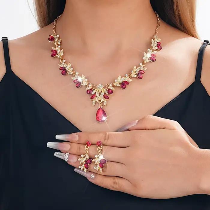 Parure de bijoux étincelante Goutte d'eau florale pour femme : Collier