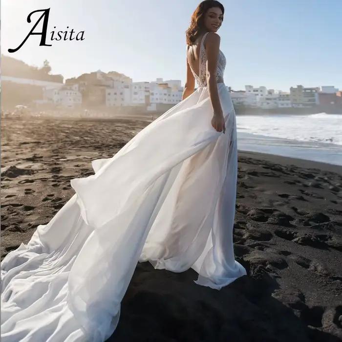 Robe de mariée princesse personnalisée avec appliques en dentelle à col en V