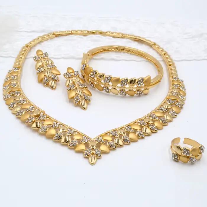 Ensemble de bijoux de luxe en forme de cuir chevelu plaqué or 18 carats