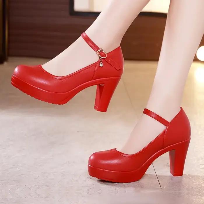 Chaussures de mariage à fond épais et peu profond
