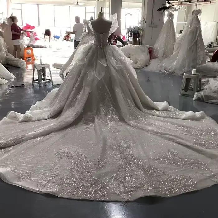 Robe de mariée sexy à lacets sans bretelles