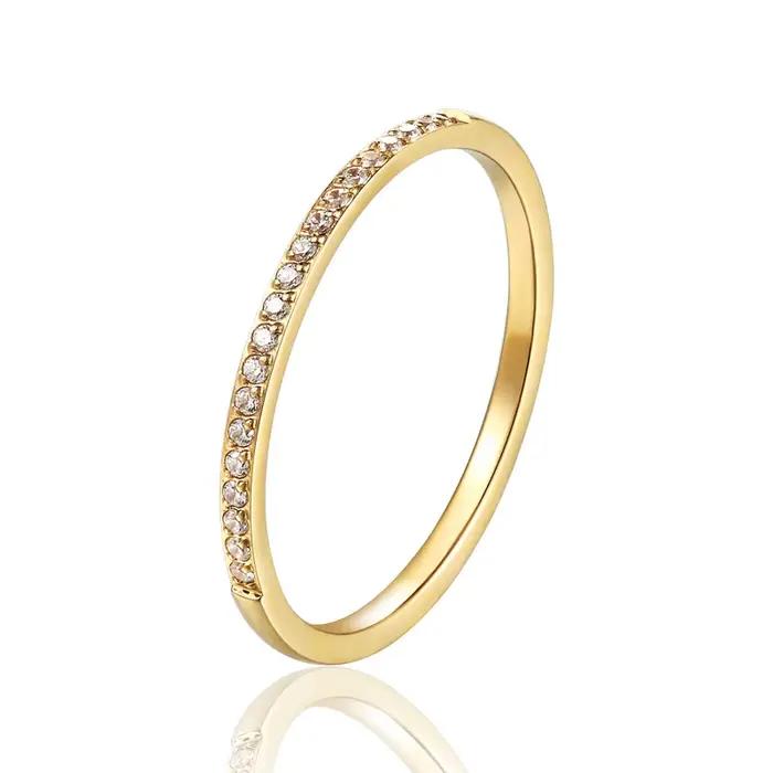 Bague en Zircon pour Femmes Alliances de Mariage Élégantes en Acier Inoxydable Plaquées Or 18 Carats Occasions Spéciales