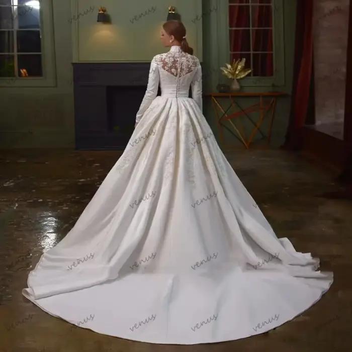 Robes de mariée modestes, robes de mariée classiques coupe A-line, robes en satin, appliques en dentelle, robes de mariée personnalisées 2026