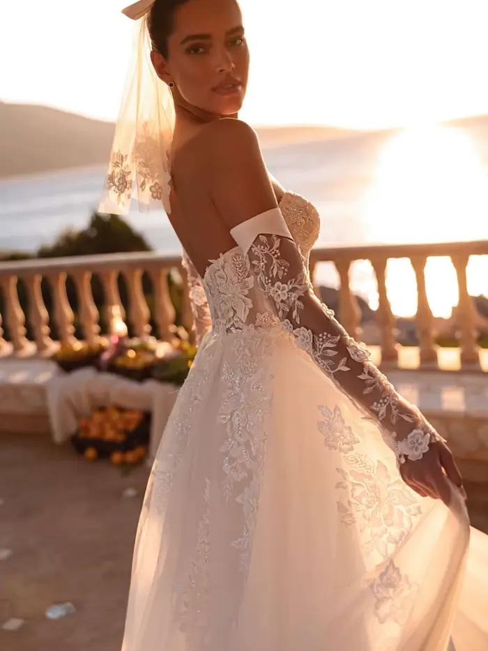 Robe de mariée romantique en tulle éthéré