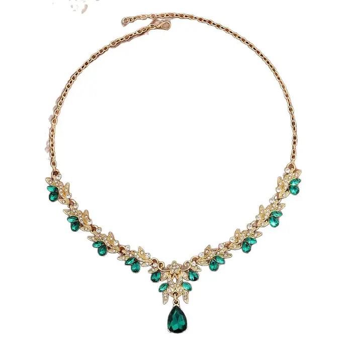 Parure de bijoux étincelante Goutte d'eau florale pour femme : Collier