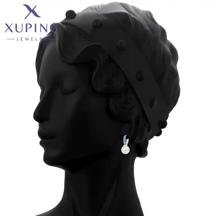 Boucles d'oreilles créoles dorées imitation perle pour femmes occasions spéciales style classique elegance subtile