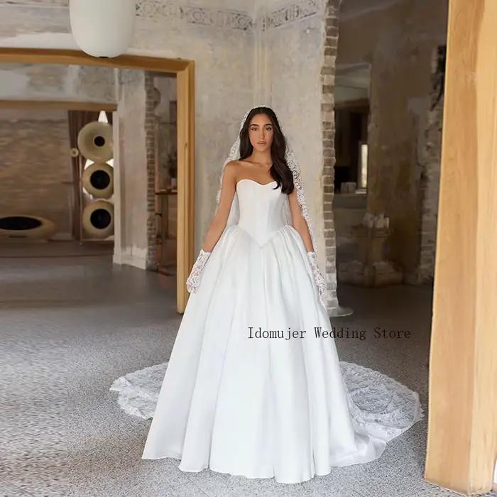 Robe de mariée élégante en satin