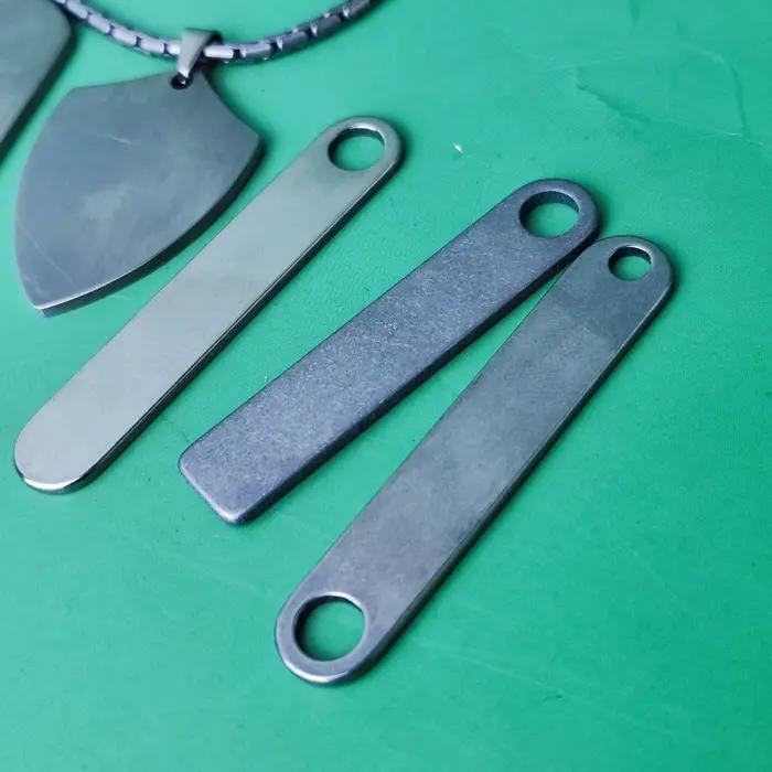 Collier avec gravure personnalisée