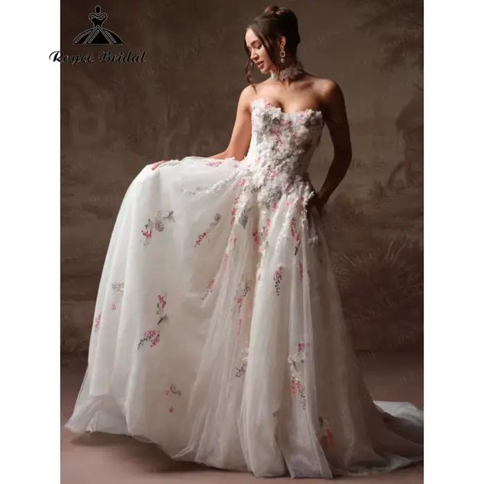 Robe de mariée charmante RoyceBridal coupe A-line 2026 avec appliques en dentelle et boutons