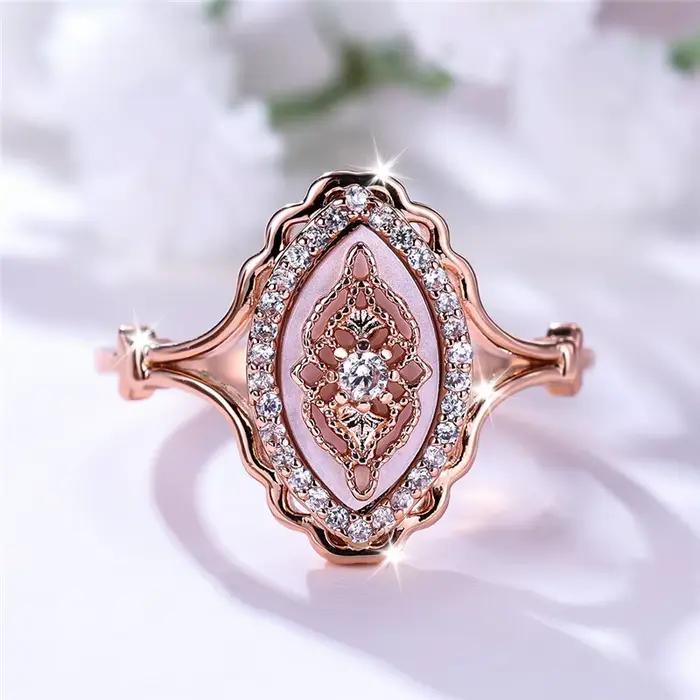Bague de fiançailles en or rose pour femme