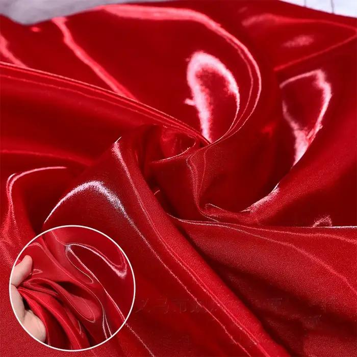Tissu en Satin drapé liquide