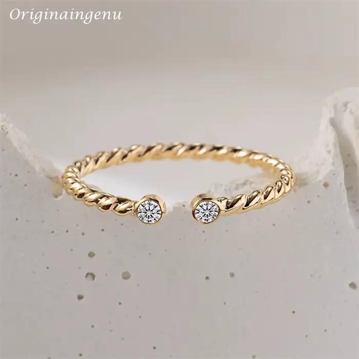 Bague Moissanite remplie d'or 14K