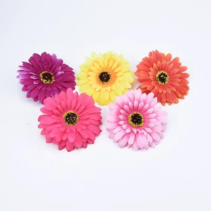 10Cm fleurs artificielles bon marché décorations de noël pour la maison mariage bricolage cadeaux guirlande fausses plantes marguerite plastique soie Gerbera