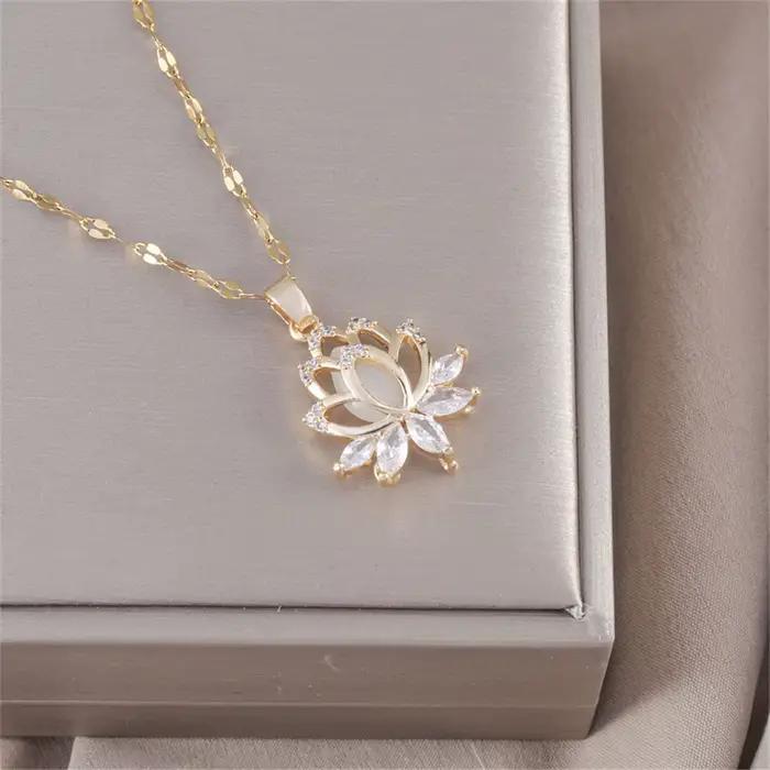 Collier de luxe en cristal de zircon blanc pour femmes pendentif fleur de lotus vintage couleur or bijoux de mariage pour femmes occasions spéciales