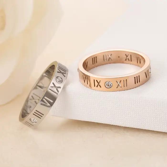 Anneau de Mariage en Titane et Acier avec Zircone Cubique et Strass Romains pour Femme Occasions Spéciales