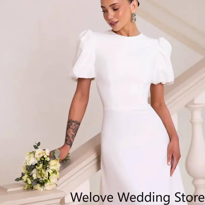 Robe de mariée blanche élégante et moderne
