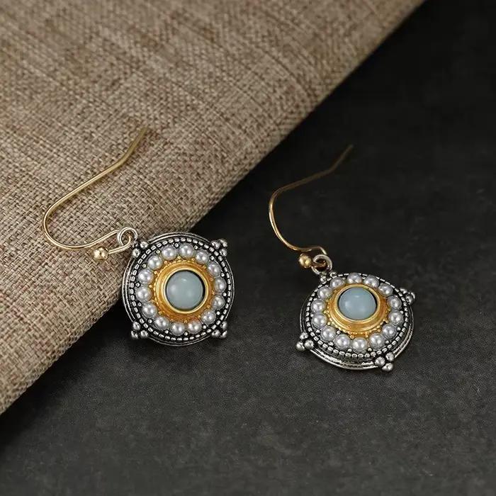 Boucles d'oreilles pendantes de style palais vintage pour femmes, plaquées argent antique, incrustées de perles synthétiques, bijoux polyvalents