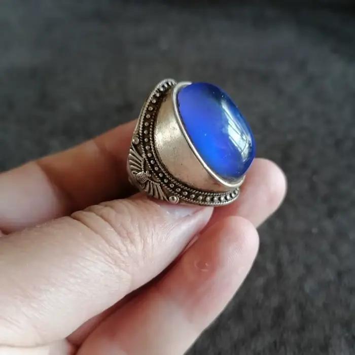 Bague statement cabochon bleu-vert style argent tibétain vintage avec cadre perlé tribal ovale bohème à offrir pour femme pour diverses occasions spéciales