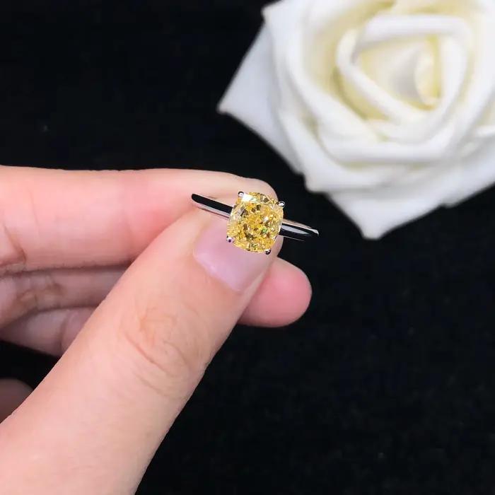 Vogue bijoux 1.5Ct coussin coupe laboratoire cultivé diamant jaune bague de fiançailles 14K AU585 or blanc bijoux fins R158