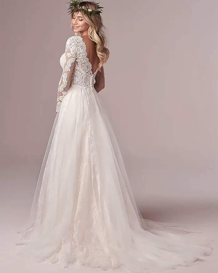Robe de mariée bohème personnalisée blanche ou ivoire avec illusion et manches longues pour femmes élégantes occasions spéciales et cérémonies de plage
