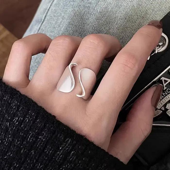 Bague en argent sterling 925 sertie de zirconium blanc élégante pour femmes occasions spéciales grandes bagues de déclaration bijoux de fête de mariage