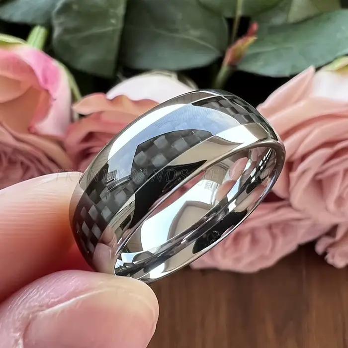 Bagues de fiançailles en carbure de tungstène avec incrustation en fibre de carbone noire, bandes de mariage, bombées, polies, brillantes, ajustement confortable, 8mm, 6mm