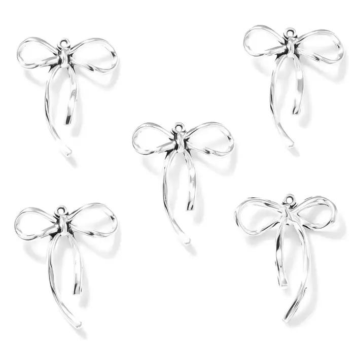 Breloques Papillons Élégantes en Alliage de Zinc pour Bijoux Personnalisés Occasions Spéciales