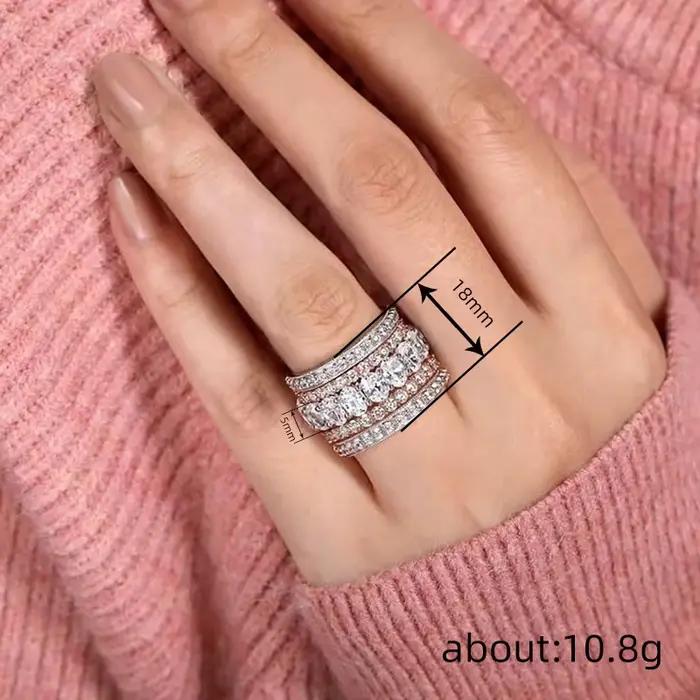 Huitan – bagues larges bicolores de luxe pour femmes, zircone cubique entièrement brillante, bijoux de fête exquis, accessoires chics à la mode