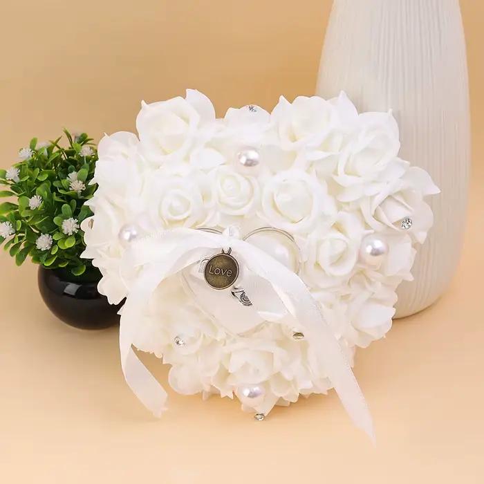 Coussin d'oreiller pour porte-bague de mariage, romantique, en Satin de cristal ivoire, en forme de cœur, pour fiançailles, proposition de décor de mariage