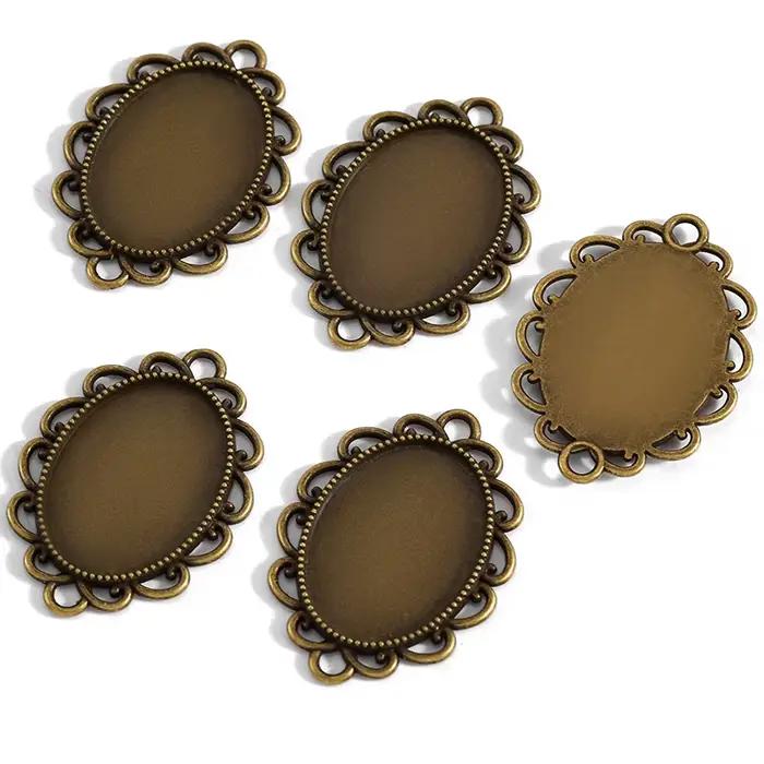4 pièces collier ovale pendentif réglage Cabochon camée plateau de Base lunette vierge ajustement 25*18mm Cabochons fabrication de bijoux 36*26mm C66