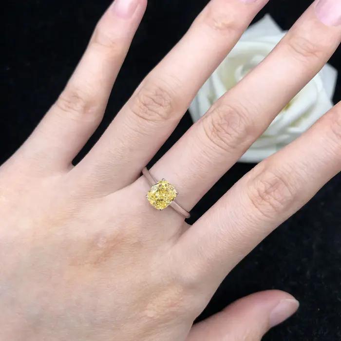 Vogue bijoux 1.5Ct coussin coupe laboratoire cultivé diamant jaune bague de fiançailles 14K AU585 or blanc bijoux fins R158