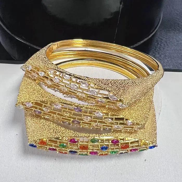 Ensemble de bijoux couleur or dubaï