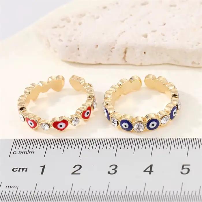Bague d'alliance œil turc porte-bonheur tendance pour femmes avec cristaux colorés ronds, idéale pour mariage, anniversaire et autres occasions spéciales