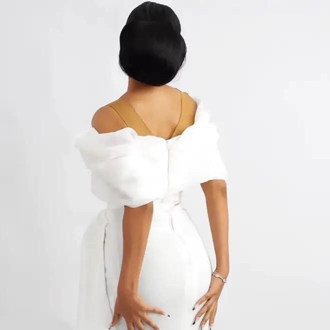 Robe de mariée courte blanche