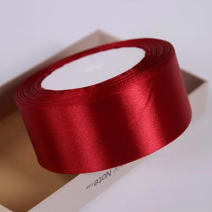 Rubans en Satin de soie bordeaux