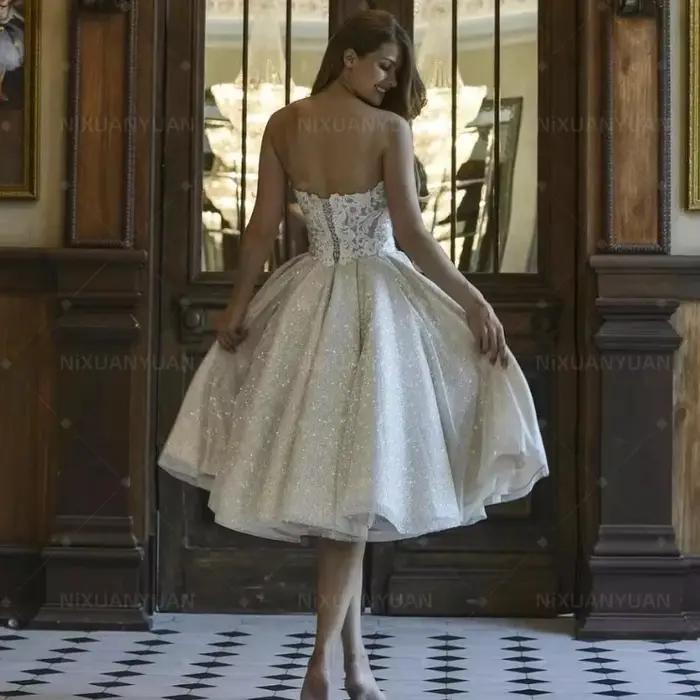 Robe De mariée courte brillante en dentelle