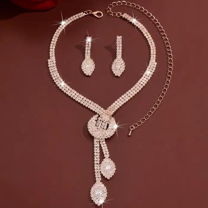 Parure de bijoux de luxe en or et cristal pour femme