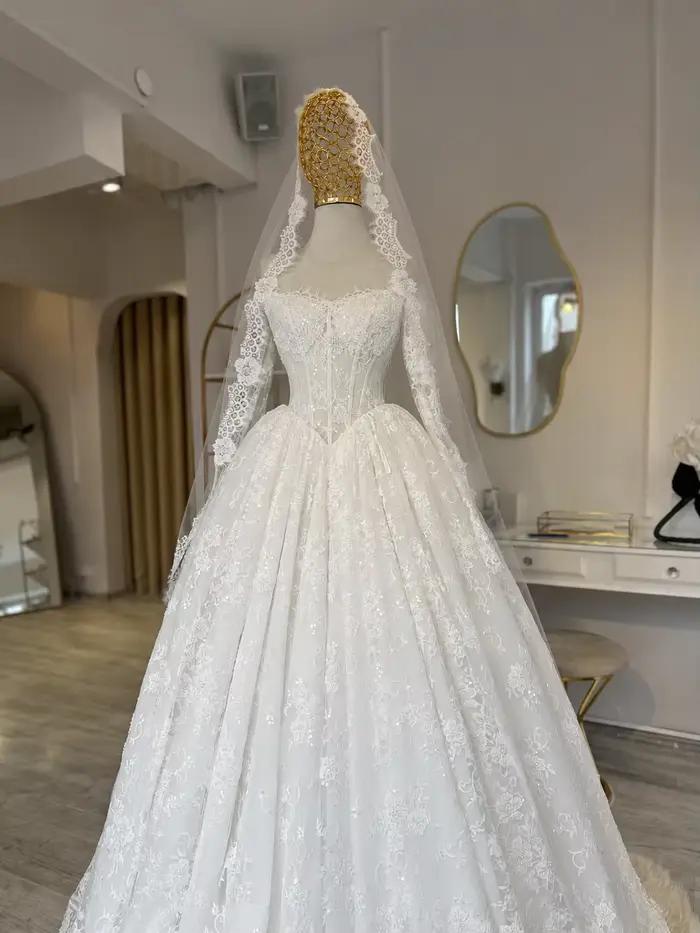 Robe de mariée de luxe en dentelle