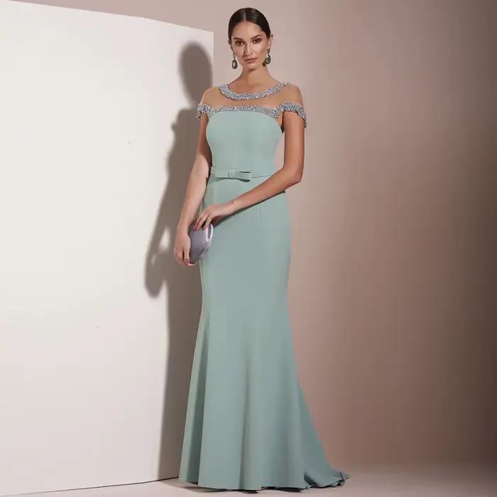 Robes d'invité de mariage vert clair pour femmes