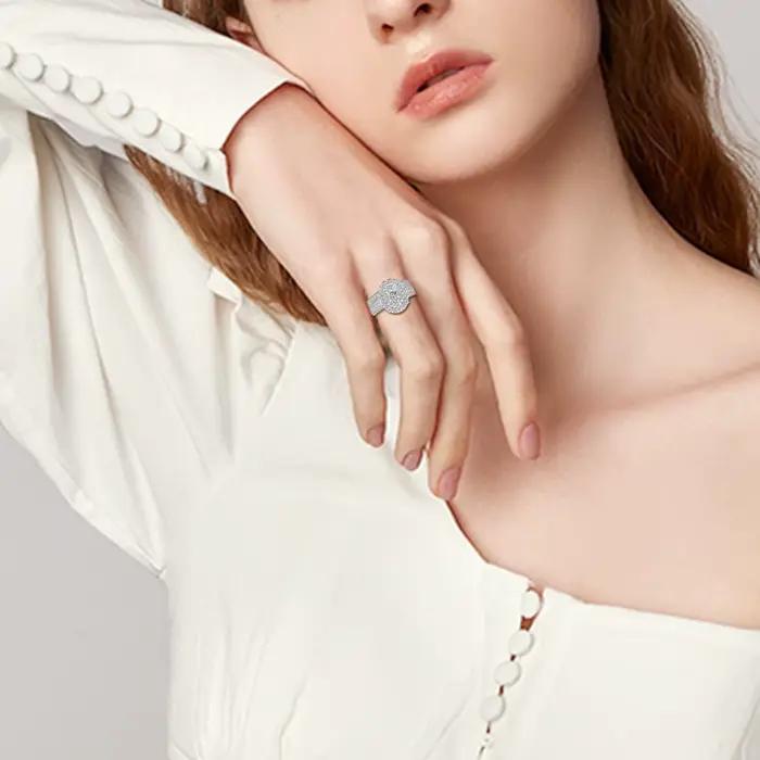 Bagues de fiançailles fantaisie de luxe Moissanite