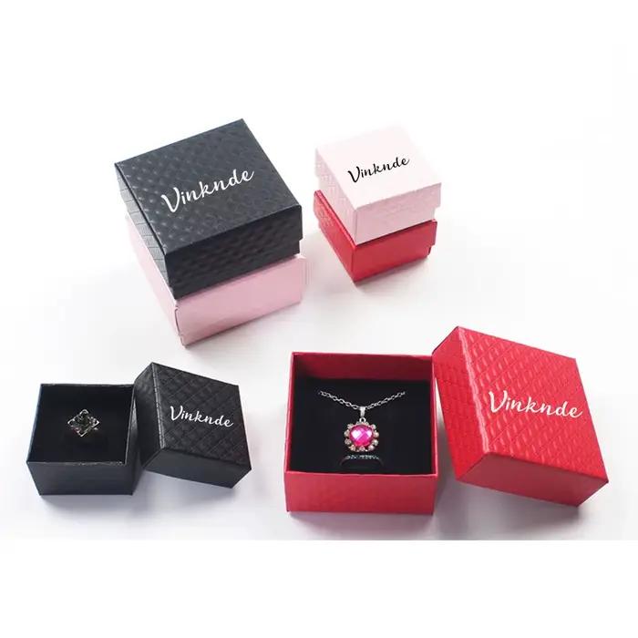 Boîte d'emballage pour bijoux en papier bleu marine avec logo personnalisé
