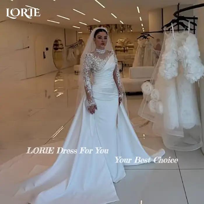 Robe de mariée en dentelle moderne avec train de balayage pour mariage de plage et cérémonies d'été