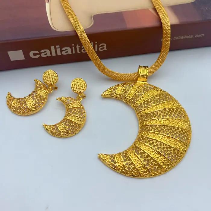 Parures de colliers et boucles d'oreilles indiennes pour mariée