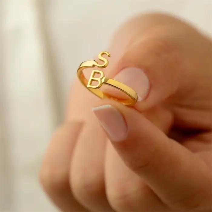 Bague personnalisée en acier inoxydable avec initiales pour femme et homme, alliance de mariage, cadeau romantique pour fiancée, épouse ou meilleure amie